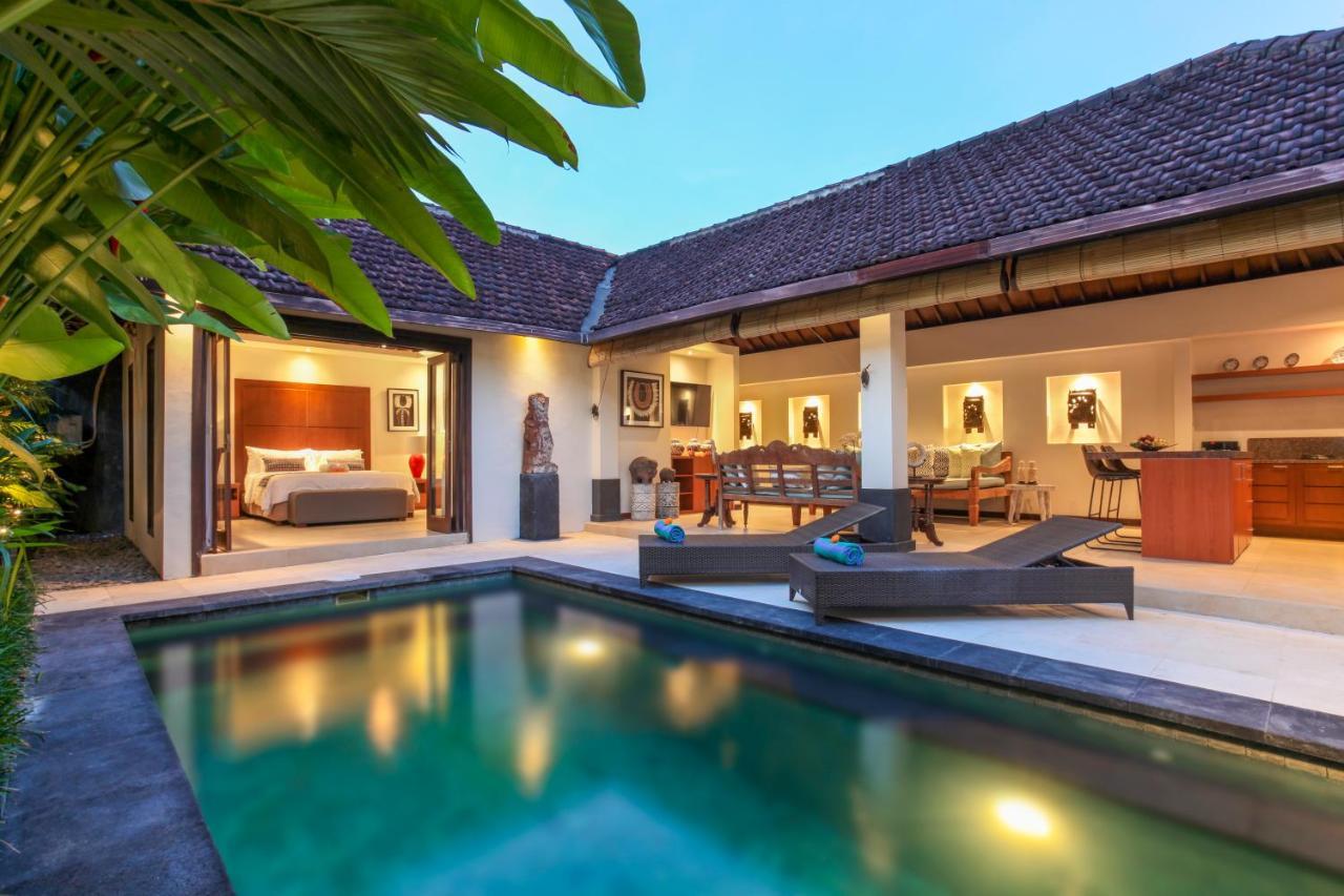 Asrina Villa'S Seminyak Eksteriør billede