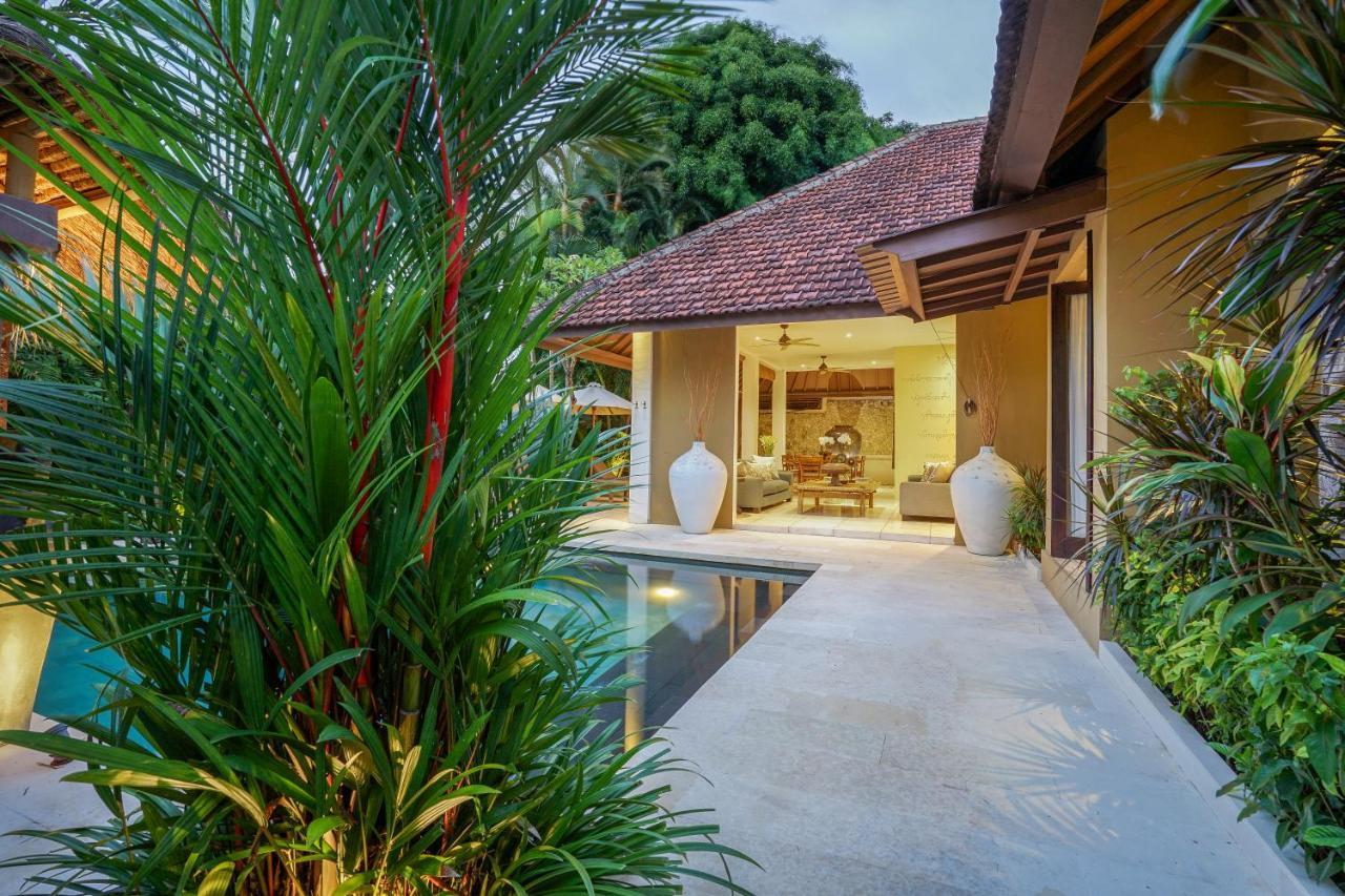 Asrina Villa'S Seminyak Eksteriør billede